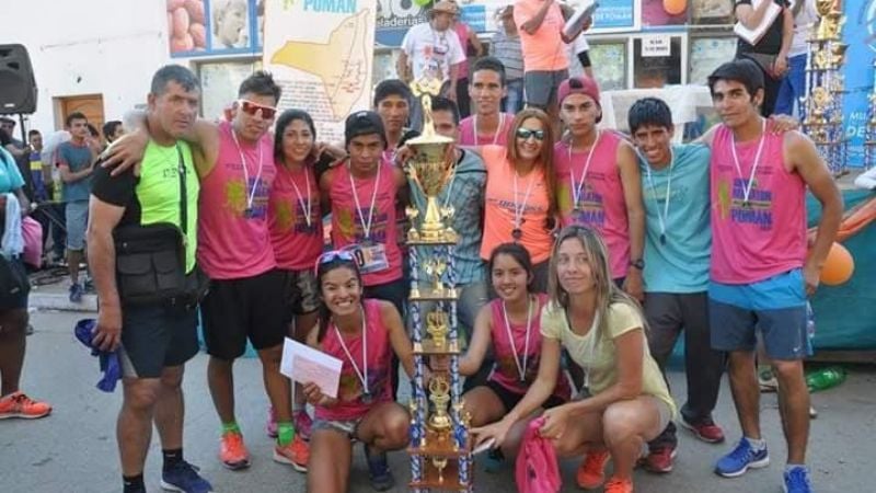 Con más de 500 atletas, Pomán vivió su fiesta atlética