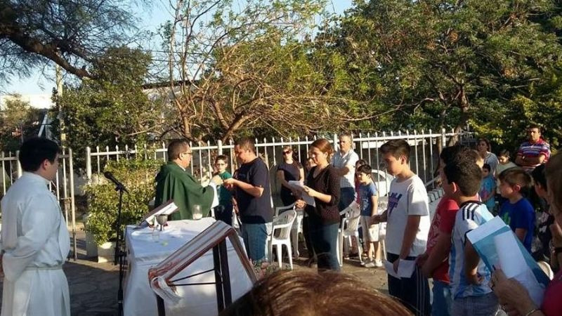 Villa Reyes y La Cruz Negra celebraron a la Virgen Niña