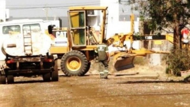 Trabajos de movimiento de suelo en el barrio Bancario