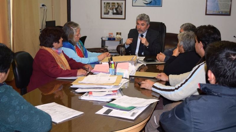 No docentes ratificaron medidas de fuerza