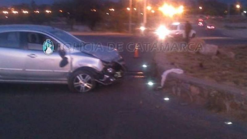 Chocó contra una rotonda detrás del CAPE