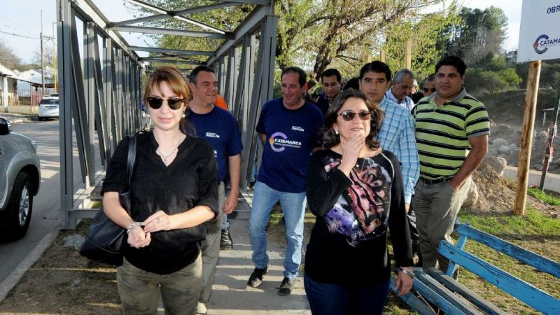 Lucía recorrió obras en Paclín