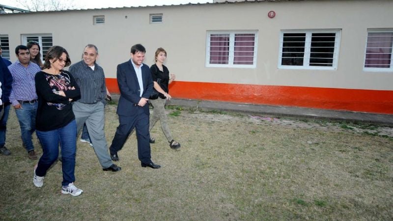 Lucía recorrió obras en Paclín
