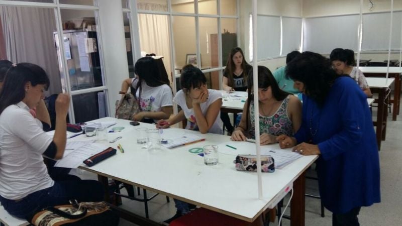 Taller de Óptica en la Facultad de Tecnología