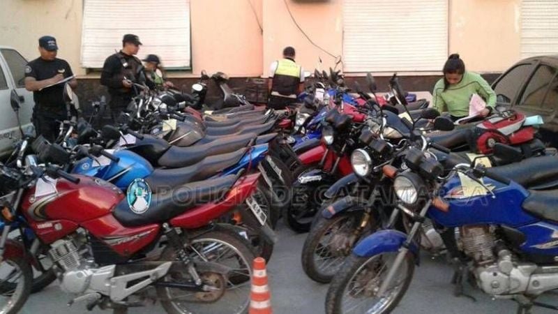 En operativo, secuestran más de 20 motos