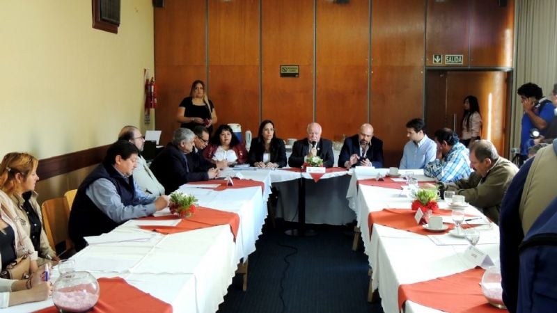 Primera reunión de la Mesa de Concertación por la Industria en Catamarca