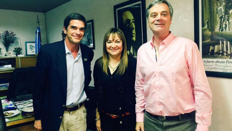 Myrian Juárez se reunió con integrantes de CREA