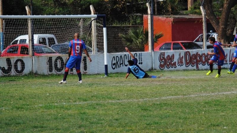 El “Diablo” dejó sin punta al “Oriental” y San Antonio hundió a Pirquitas