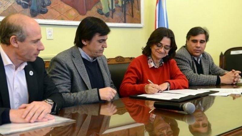 Convenio para impulsar reconversión varietal vitícola