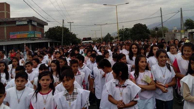 El Obispo presidió el cierre de las  fiestas de la Santa Cruz en la zona norte