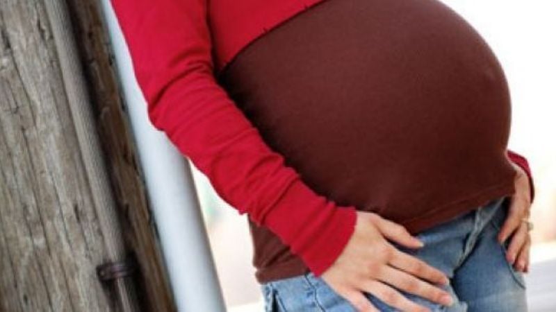 En el país, nacen 12 bebés de mamás adolescentes por hora