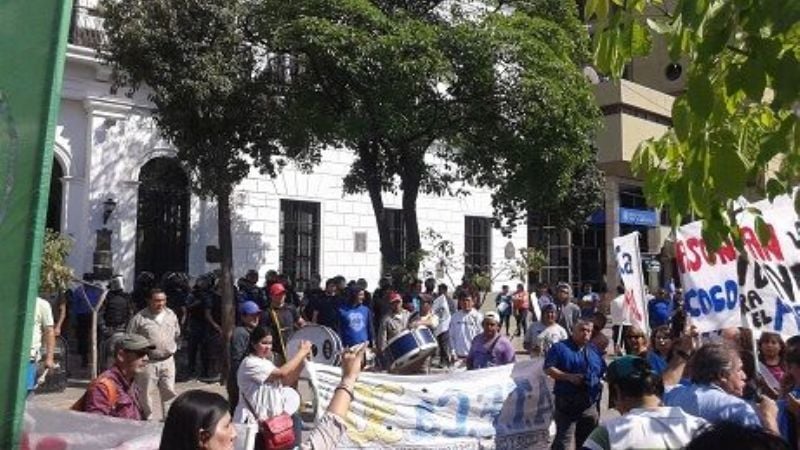 Discreta adhesión a la movilización gremial