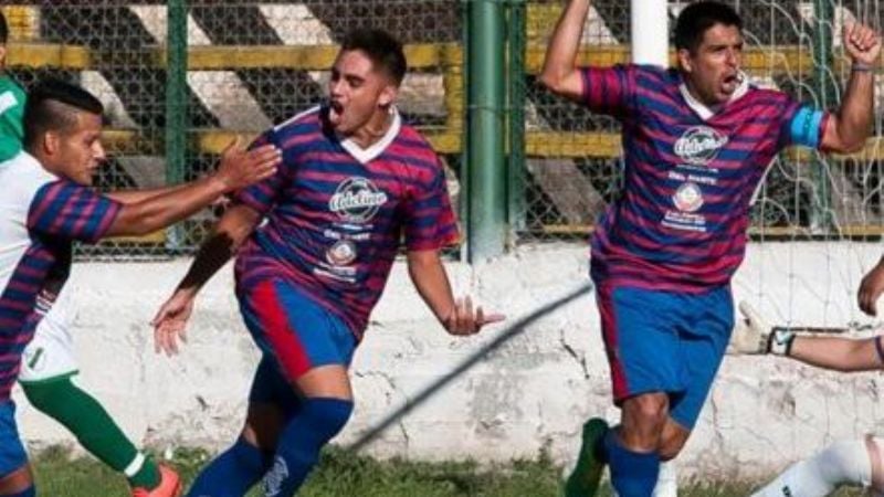 Empatando ante el “Santo”, Tesorieri podrá ser campeón