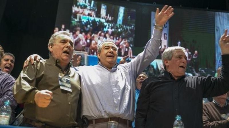 Schmid anunció que "ya está decidido un paro de 24 horas"