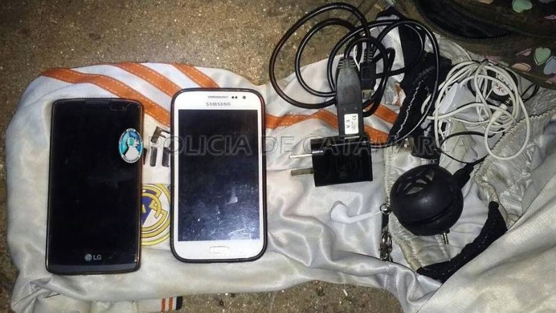 Encuentran enterrados, ocho celulares robados