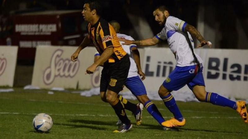 En la zona de San Lorenzo y Aconquija, empataron Mitre y Juventud