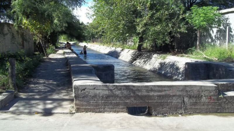 Vecinos de Los Plateados contra Jalile, piden tapar el “canal de la muerte”