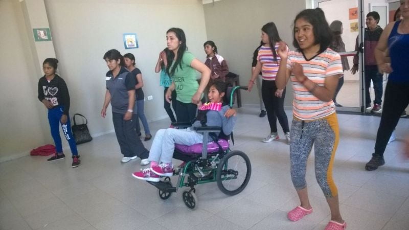 Alumnos de la Escuela Especial “Vida Nueva” disfrutan de las instalaciones del CIIC