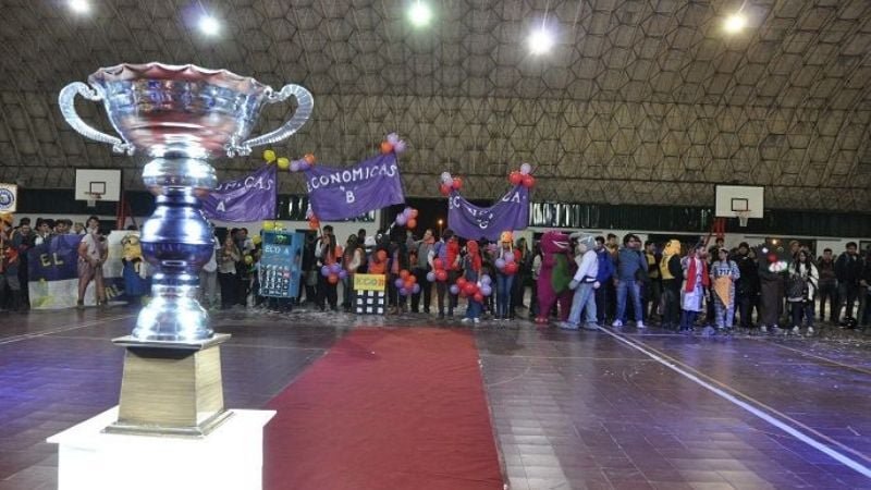 Colorido acto inaugural para las Olimpiadas Universitarias