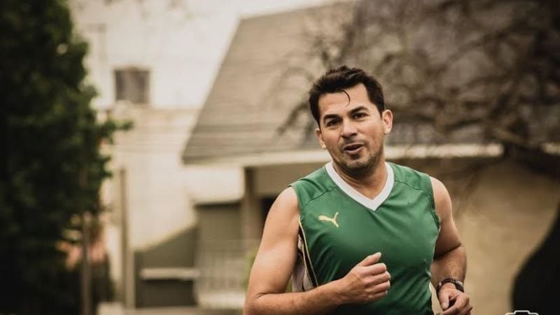 Carolina Espeche y Ariel Rosales escoltas en el medio maratón de Salta