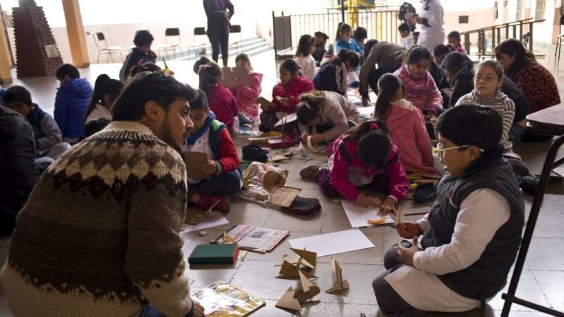 Del museo a la escuela: taller de arte con Bruno Ceballos