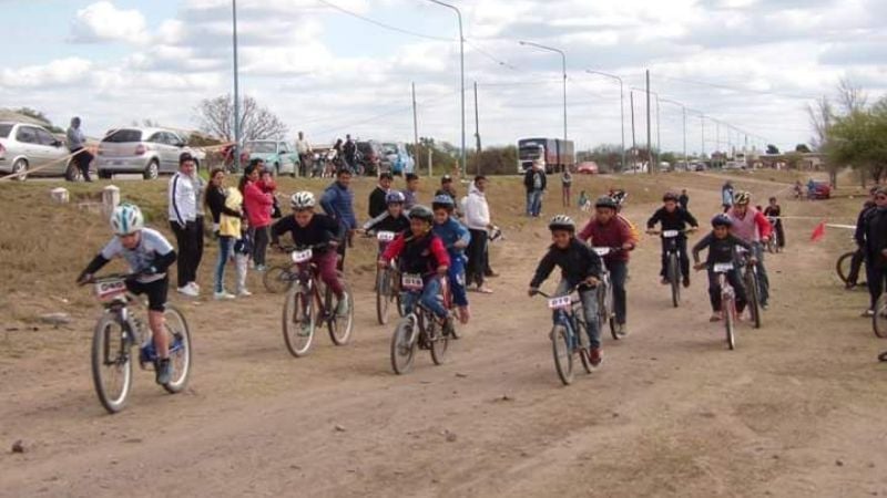 Ciclismo: "Integrando los pueblos"