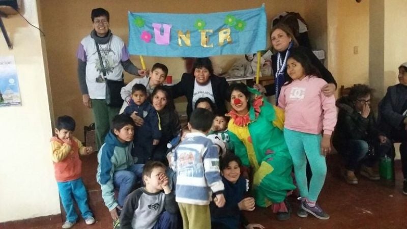 Jornada solidaria de la  UNER en la Casa Cuna