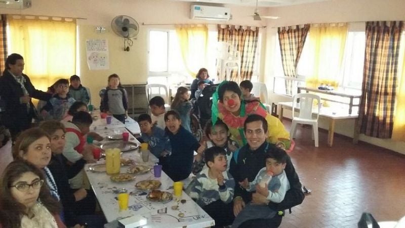 Jornada solidaria de la  UNER en la Casa Cuna