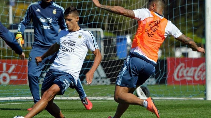 Erik Lamela reemplazará a Messi frente a Venezuela