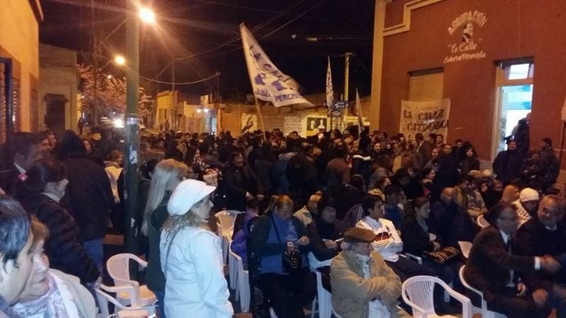 Lucía acompañó a la Agrupación “La Calle”