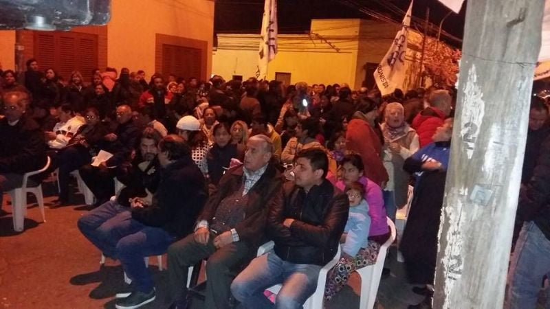 Lucía acompañó a la Agrupación “La Calle”