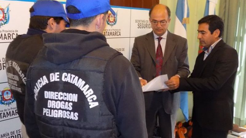 Reconocen al personal de Drogas Peligrosas de la Policía