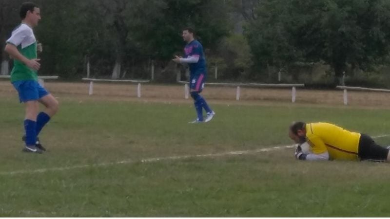 Profesores y un triunfo vital ante Adefca de cara al título en Única