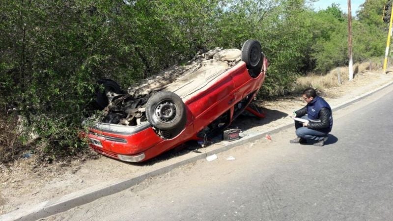 Violento vuelco en la curva de “María Soledad”
