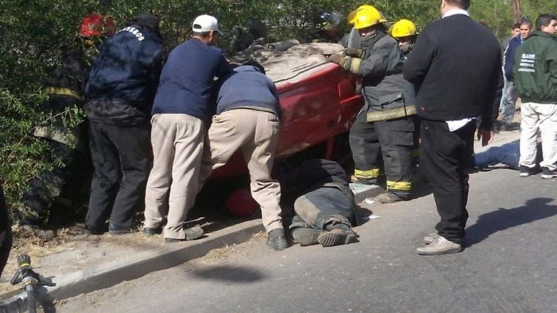 Violento vuelco en la curva de “María Soledad”