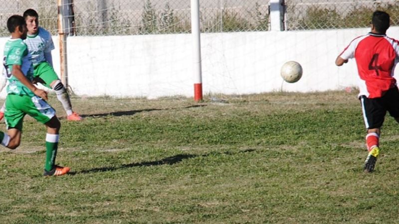 San Martín y “la Villa” no supieron mantener sus ventajas