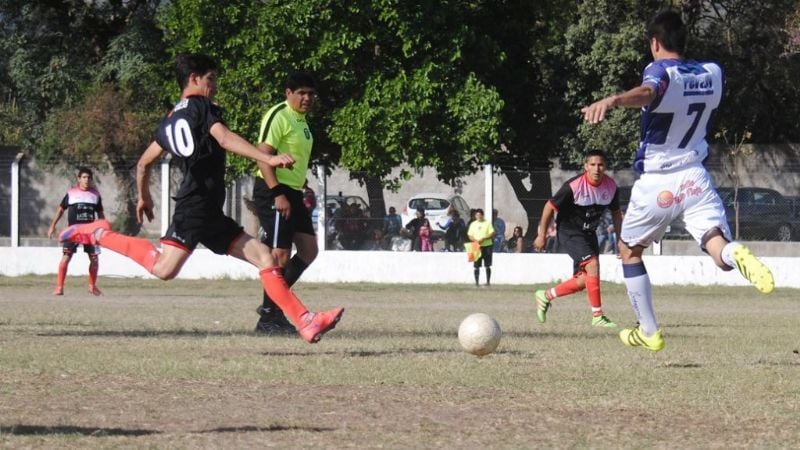 Sumalao y Obreros ganaron y se prenden entre los de arriba