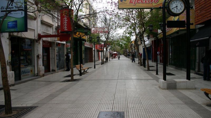 Arrestan a dos mujeres en la peatonal Rivadavia