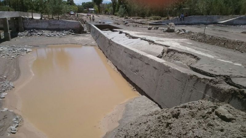 El temporal provocó destrozos en badén de la ruta 40