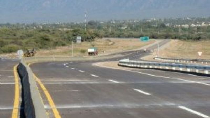 Joven engañada y abusada