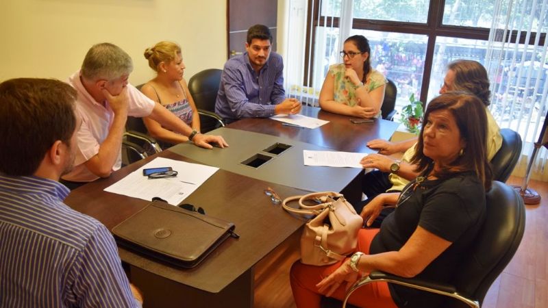 Bares y hoteles pagarán un 50% menos de contribución impositiva en 2017