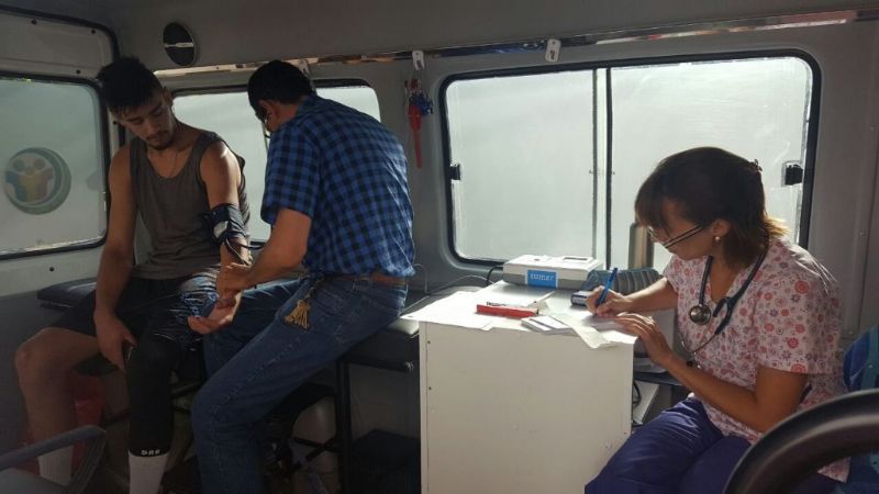 “Lleguemos al Barrio” realizó controles cardiológicos a jugadores de vóley