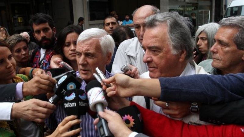 Incomoda con la cercanía al gobierno, la CGT analiza una protesta