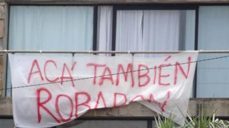 "Acá también robaron"