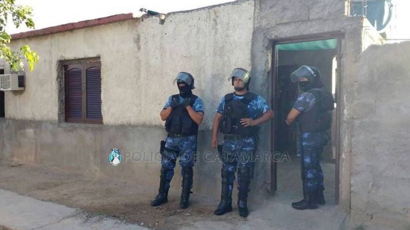 Tras un importante operativo, esclarecen ilícitos perpetrados en varios domicilios