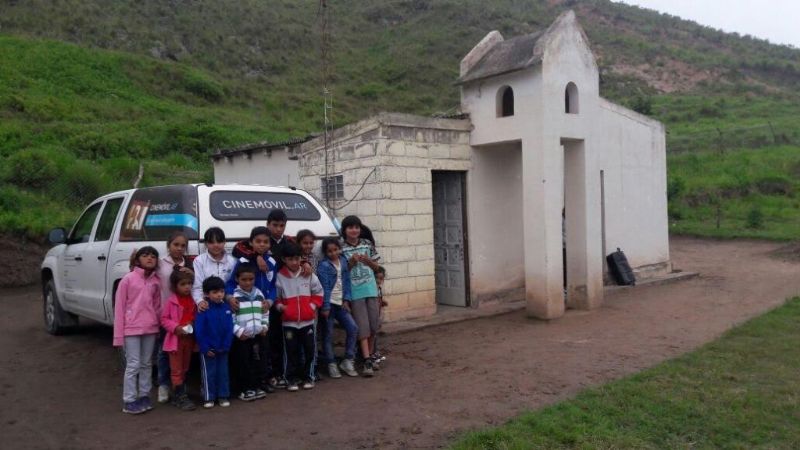 Intensa recorrida del cine móvil INCAA/Cultura por el interior y capital