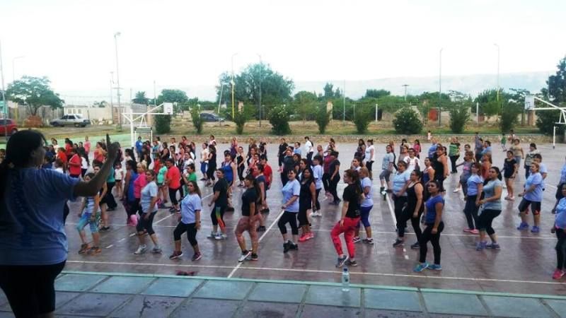 Las clases de Zumba en el Poli Sur son un éxito
