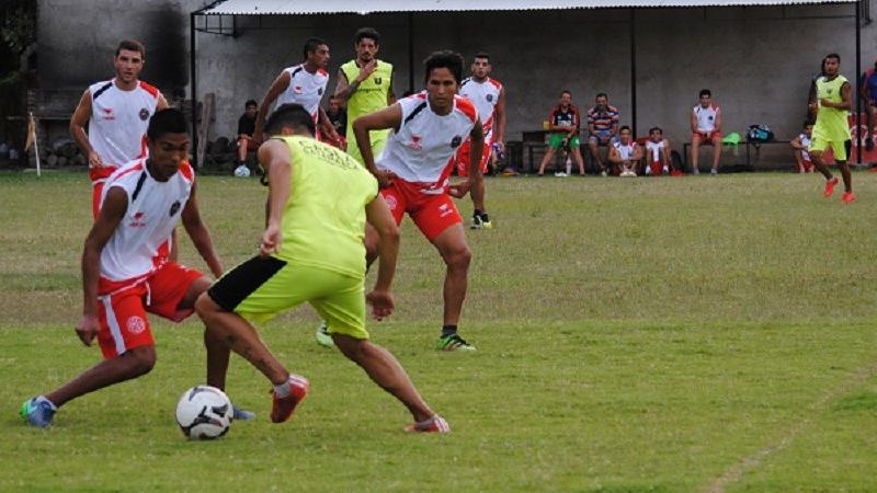 Positivo ensayo “Santo” con triunfos ante “la Villa”