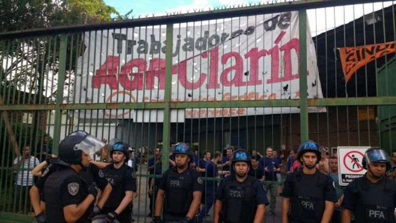 Clarín cerró Artes Gráficas Rioplatenses y despidió a 360 trabajadores