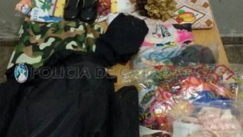 Lo sorprendieron robando y lo aprehendieron